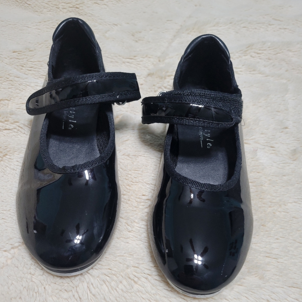FreeStyle Tap Shoes with adjustable strap, Kid Size 13